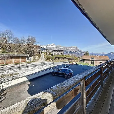 شقة Cosy Proche Centre Village Avec Balcon Et Parking - Fr-1-560-161 *